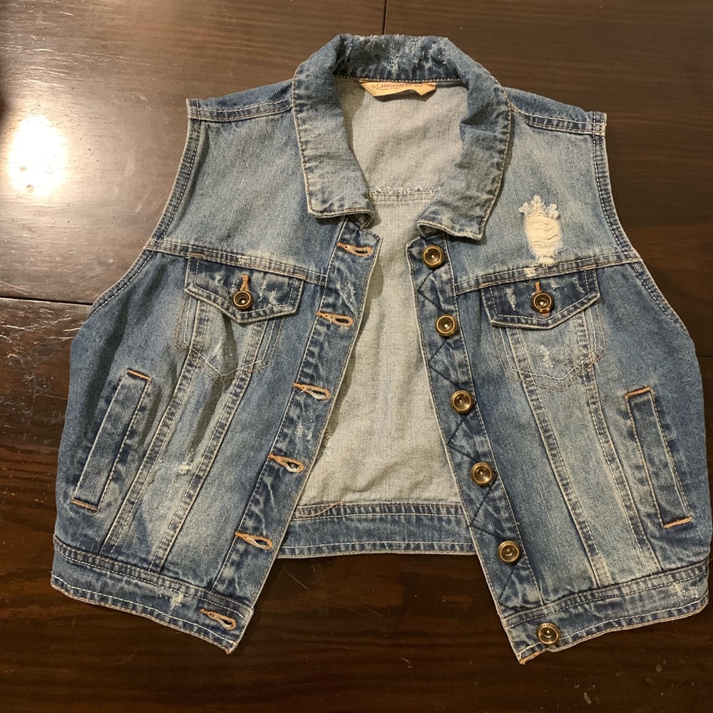 Jean Vest